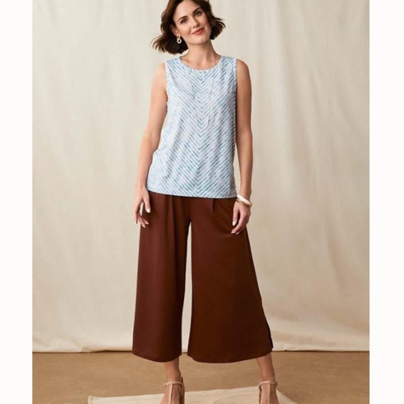 Matilda Jane - Alice Textured Wide Leg Cropped Pants - Picture 2 of 8